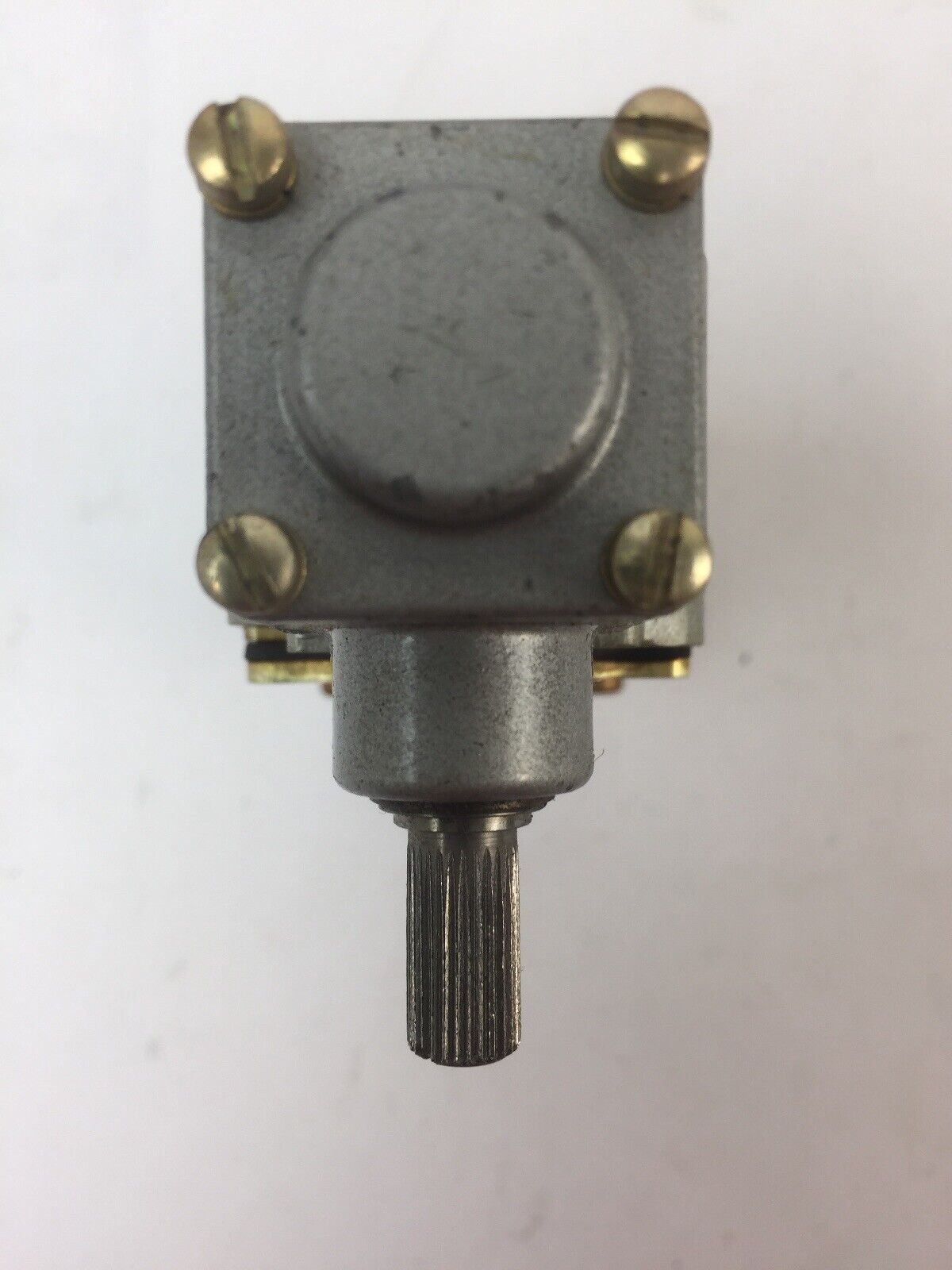 WESTINGHOUSE RRLB RR LIMIT SWITCH MAINTAINED CONTACT LIMIT SWITCH 600VAC 10AMP