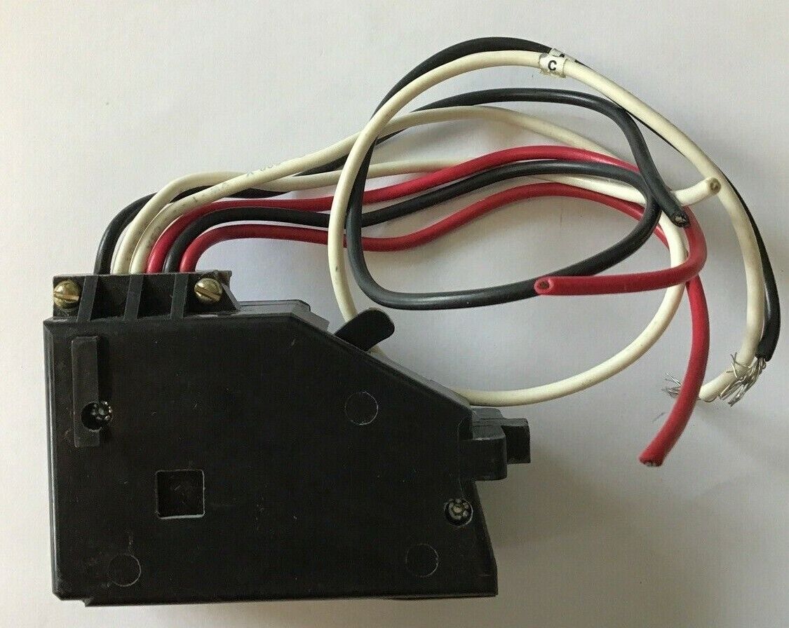 ITE A02F62 AUXILIARY SWITCH 240V 7.2A 60HZ