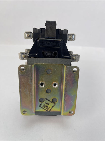 SQUARE D 8501 D082-S3 RELAY 600VAC 10AMP 690VA SERIES B COIL 120V 60CY 110V 50CY
