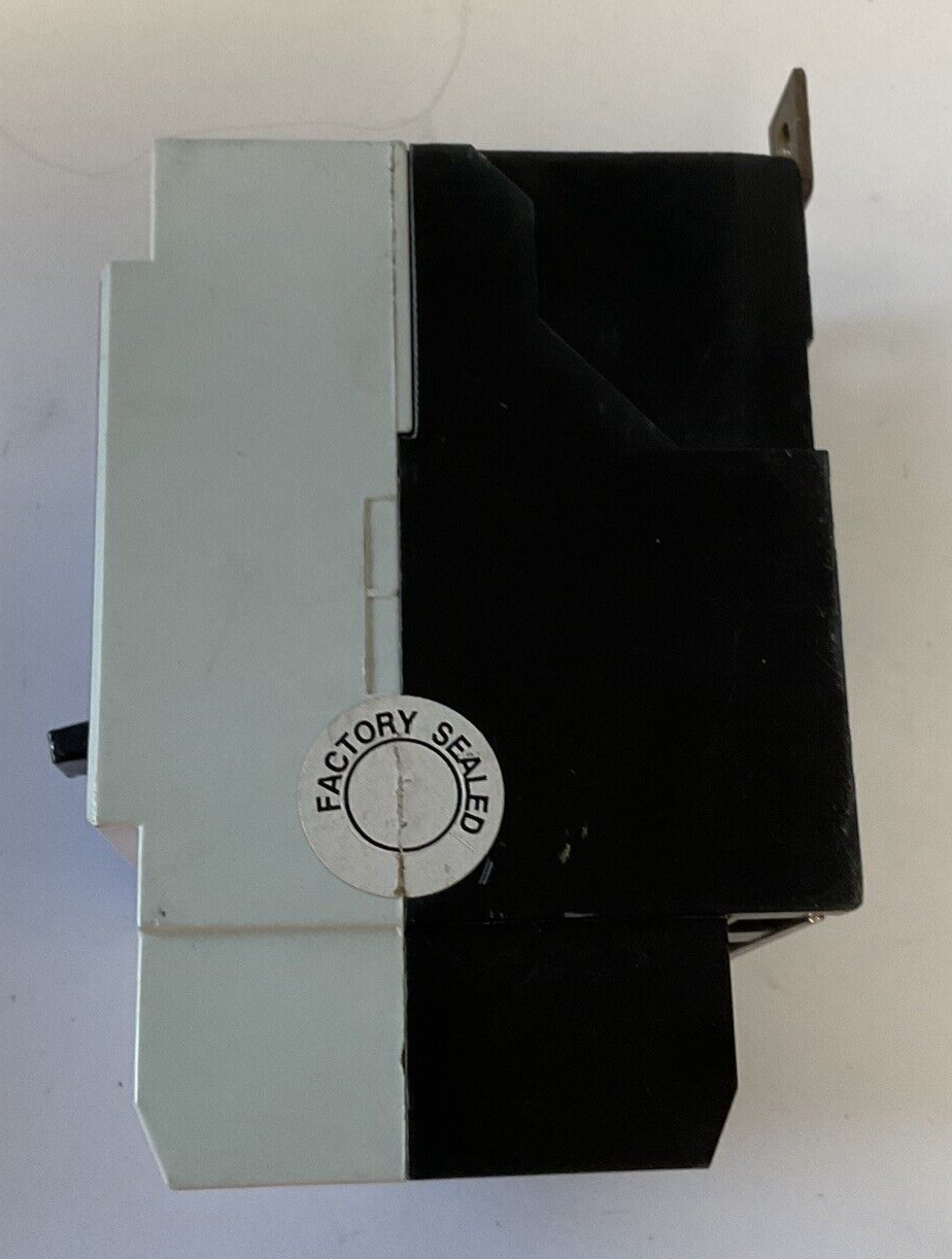 WESTINGHOUSE GDB 14K CIRCUIT BREAKER 30A 480VAC 3POLE 50/60HZ GDB3030
