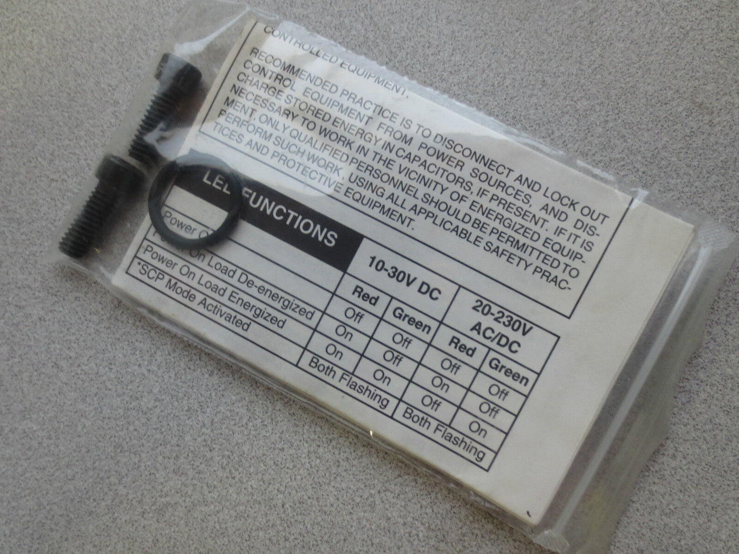 NAMCO EE230-20420 CYLINDICATOR PROXIMITY SWITCH 1.025 PROBE LENGTH - NEW SURPLUS