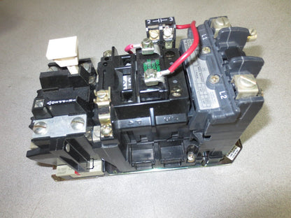 ALLEN-BRADLEY 509-BOXD ACROSS-THE-LINE AC STARTER - 115-120V/60Hz, 11V/50Hz NEW