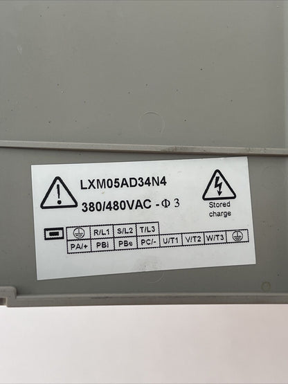 SCHNEIDER ELECTRIC I2TLXM05AD34N4 380/480VAC 3kW LEXIUM 05