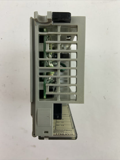 ALLEN BRADLEY 1769-IQ16 SER A REV 1 F/W REV 1.1 COMPAT I/O 16PT INPUT MODULE