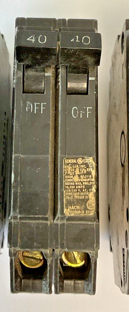 GENERAL ELECTRIC CTL 40A CIRCUIT BREAKER 2POLE 120/240VAC***LOTOF4***
