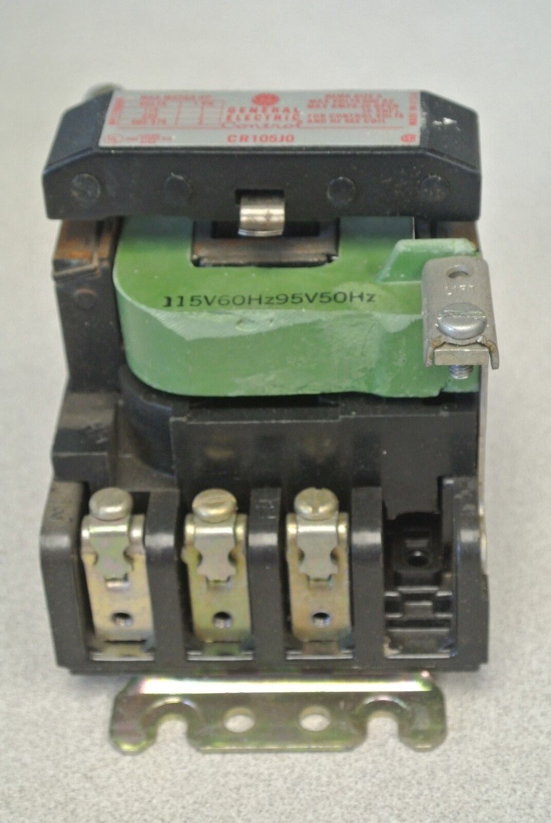 GENERAL ELECTRIC CR105J0 MAGNETIC CONTACTOR / 380V 50Hz, 440V 60Hz / NEW SURPLUS
