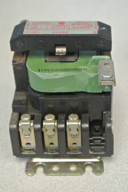 GENERAL ELECTRIC CR105J0 MAGNETIC CONTACTOR / 380V 50Hz, 440V 60Hz / NEW SURPLUS
