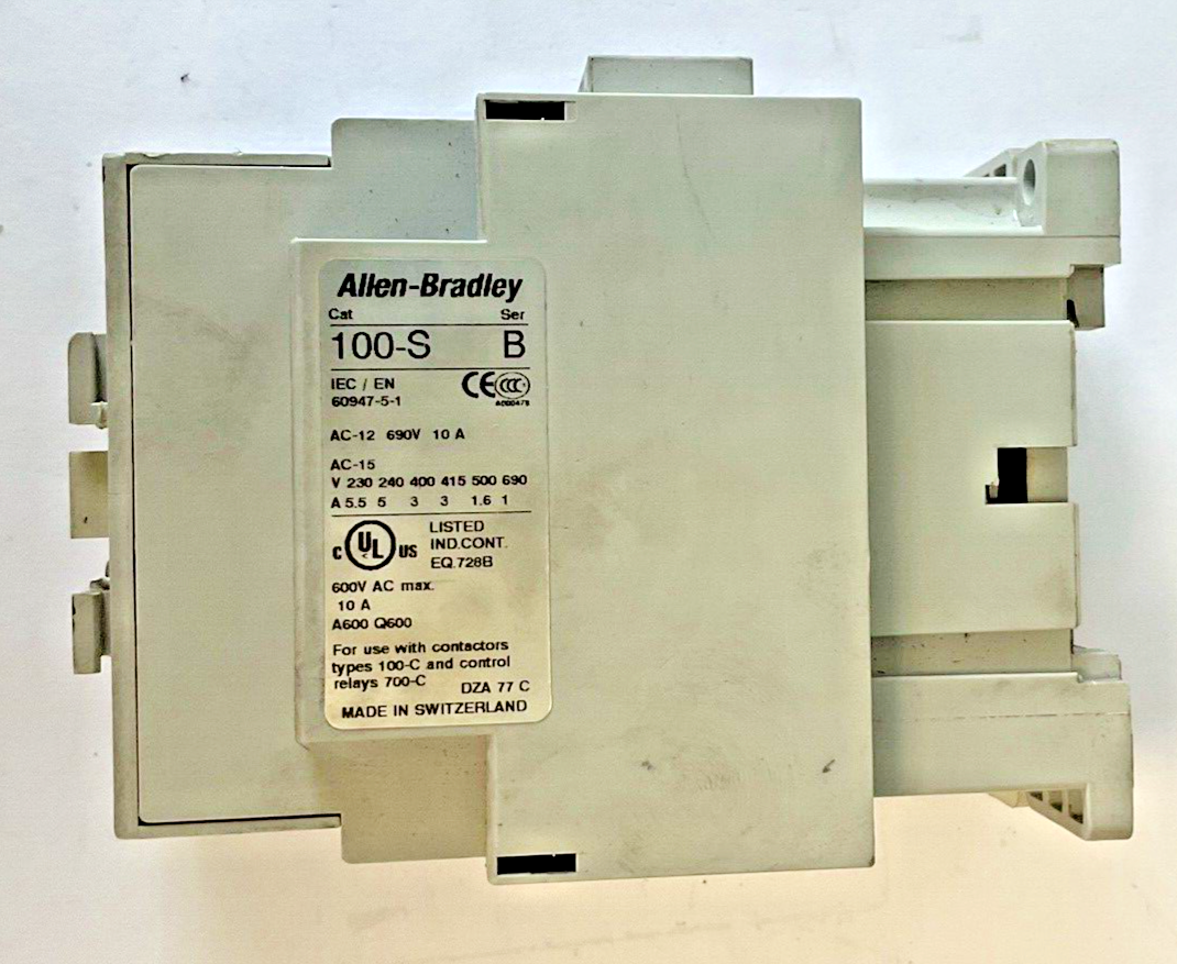ALLEN BRADLEY 100-C30*00 CONTACTOR SER.C 690V 65A W/ 100-S SER.B AUX CONTACT