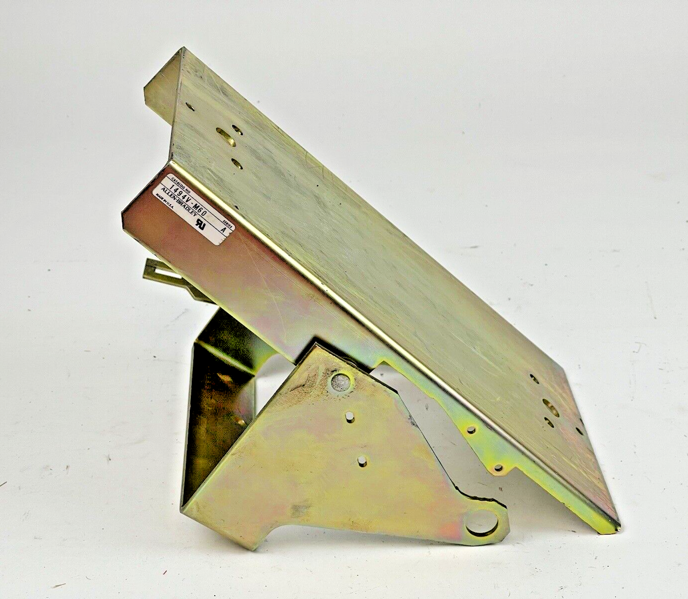 ALLEN BRADLEY - 1494V-M60 SERIES A - OPERATING MECHANISM FOR DISCONNECT SWITCH