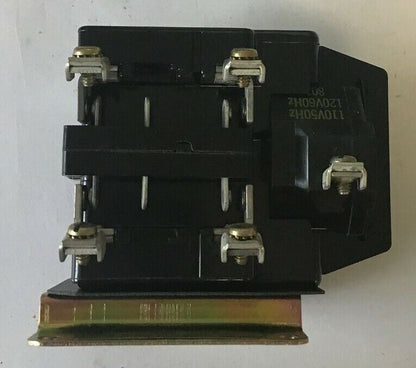 SQUARE D 8501 DO22-S6 CONTROL RELAY SER.C W/ L2959-S1-W33A COIL