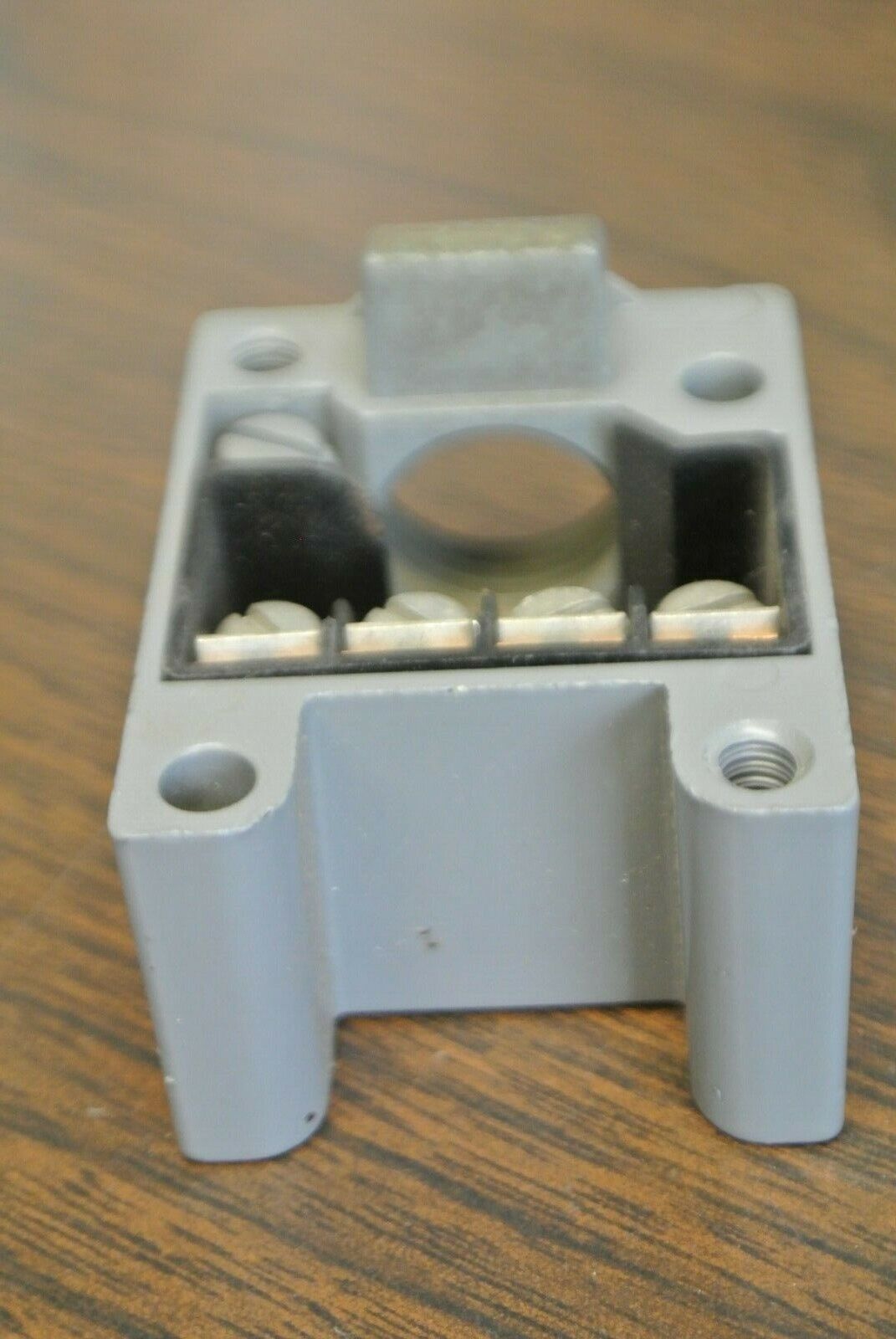 SQUARE D 9007 CT52 / HEAVY DUTY LIMIT SWITCH BASE / RECEPTACLE / NEW SURPLUS