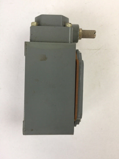 CUTLER HAMMER 10316H193B TYPE L LIMIT SWITCH 600VAC