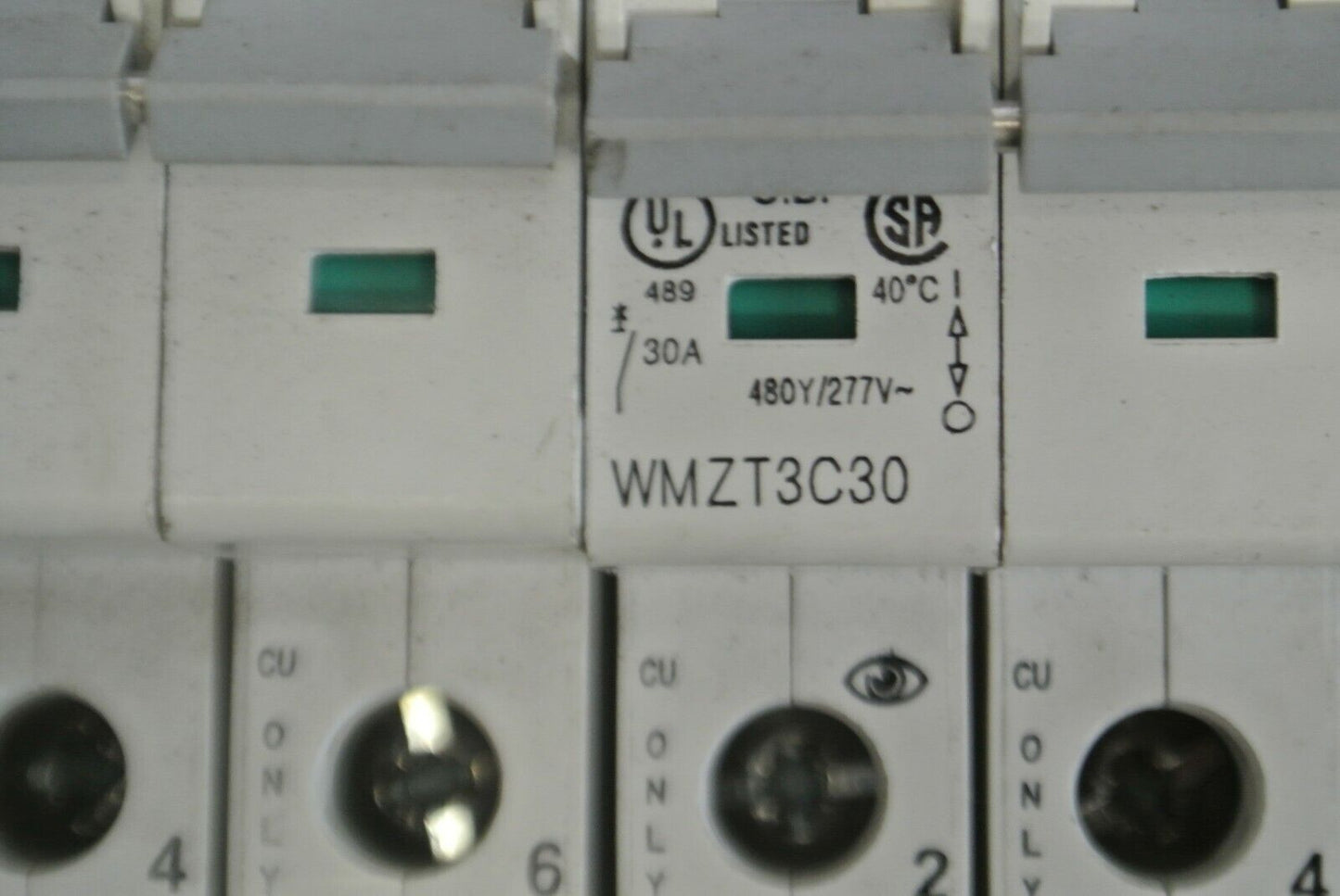 EATON WMZT3C03 + WMZT3C30 CIRCUIT BREAKERS + WMZT3P6T BUS BAR + WMZT35EXT