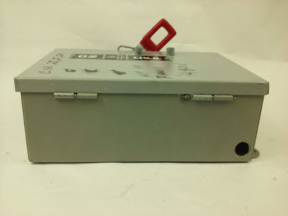 GE THN3361J MODEL 2 SAFETY SWITCH 30A 3P 600VAC/250VDC 30 MAX H.P.