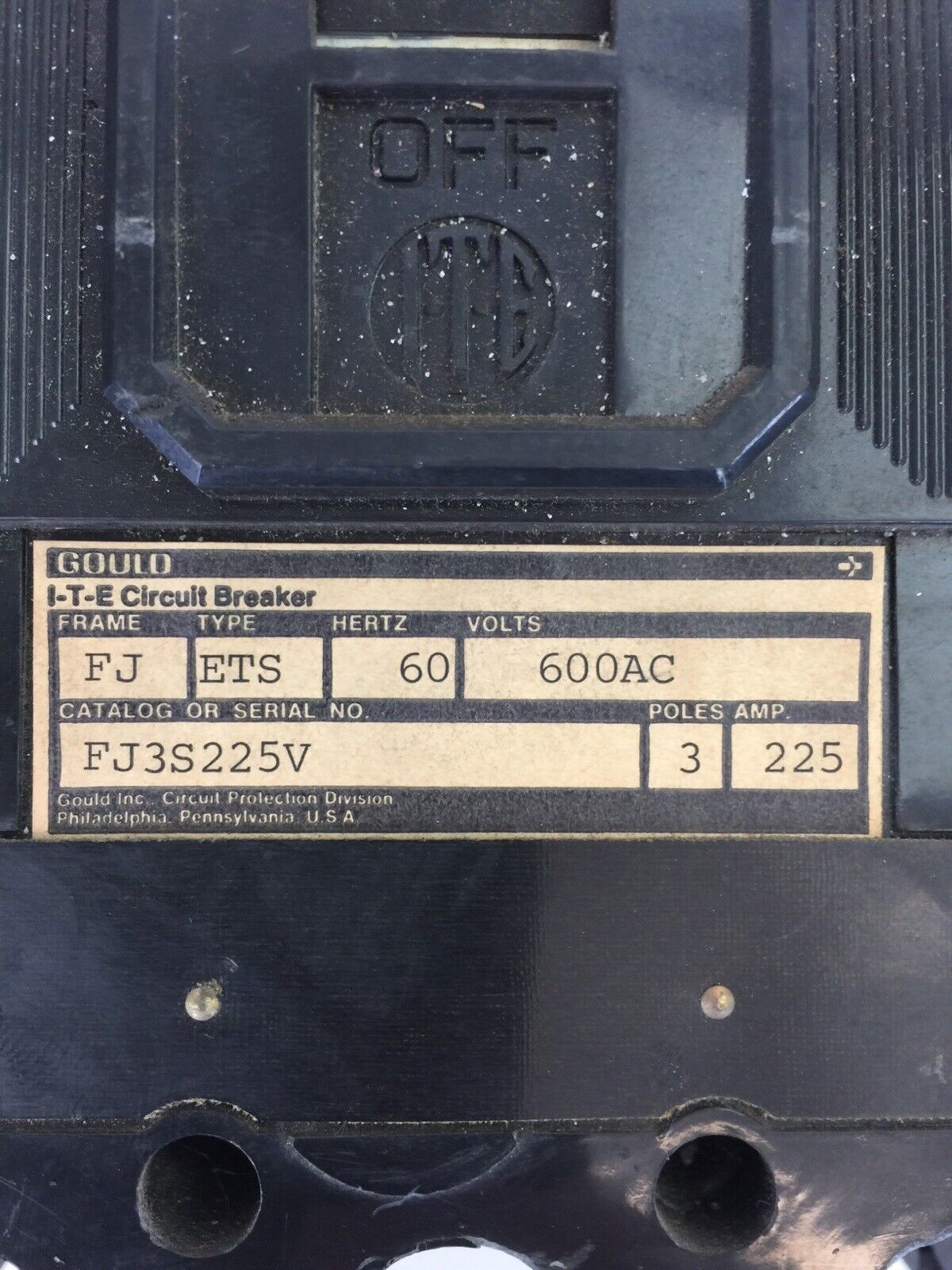 ITE SIEMENS FJ3S225V CIRCUIT BREAKER 600VAC 225AMP 3POLE