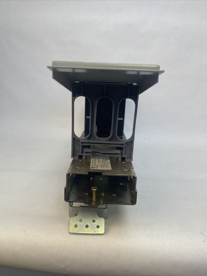 GE AMC4SE SPECTRA SERIES CIRCUIT BREAKER MODULE MODEL 1 300A 600V 4P FOR USE