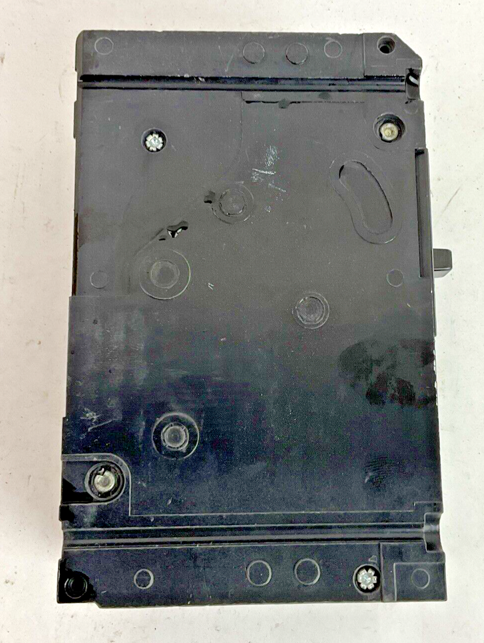 ITE E23B015 CIRCUIT BREAKER 15A 3POLE 240VAC TYPE E2