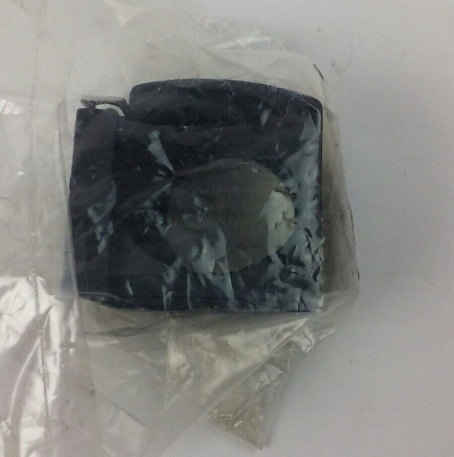 TELEMECANIQUE FIXING BRACKET XSZB130 *NIB*