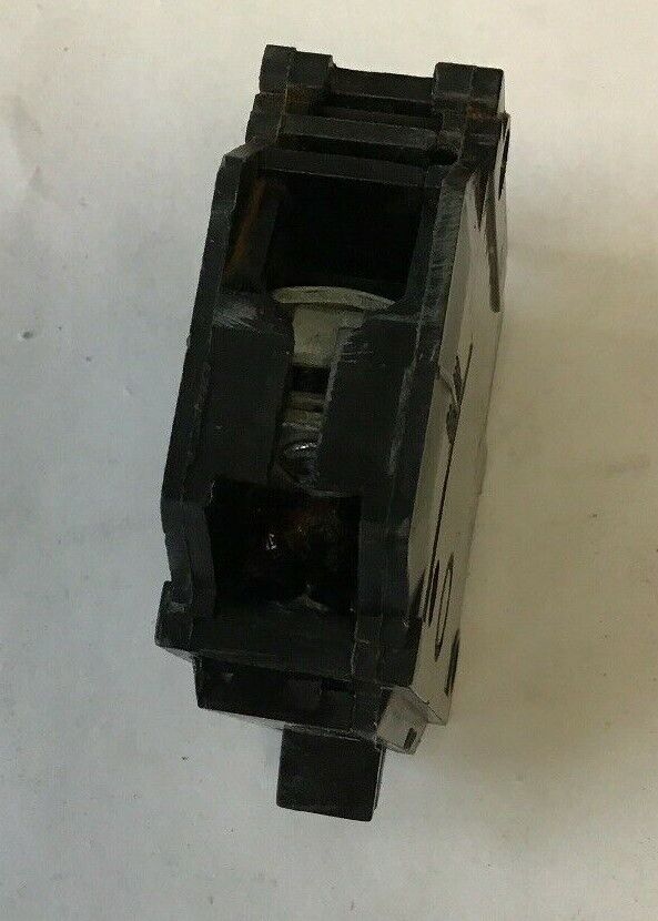 GE THHQB1120 20A 1POLE CIRCUIT BREAKER***LOTOF 7***