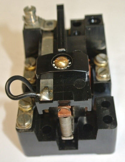 ARROW HART MR-01-U MIDGET RELAY - 220V COIL, 60Hz, 1-POLE -NEW SURPLUS