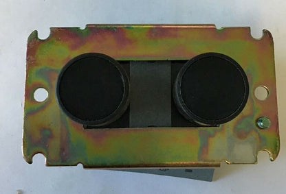 SQUARE D 9001 B45 2 BUTTON PUSH BUTTON STATION 600VAC-DC SER.B