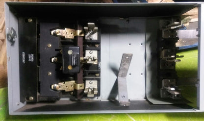General Electric GE QMR THFP364 200 Amp 600V 3-Pole Disconnect Switch Panelboard