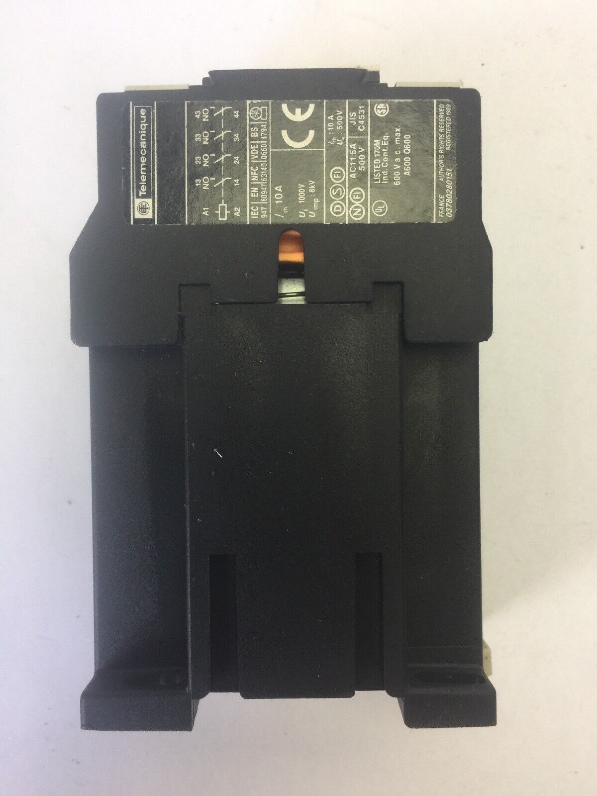 TELEMECANIQUE CA3 DN 40 CONTACTOR 600VAC 10A COIL 24VDC