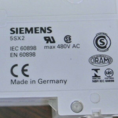 SIEMENS 5SX2 218-7 MINIATURE CIRCUIT BREAKER / 2-POLE / 15A / 400V / NEW SURPLUS