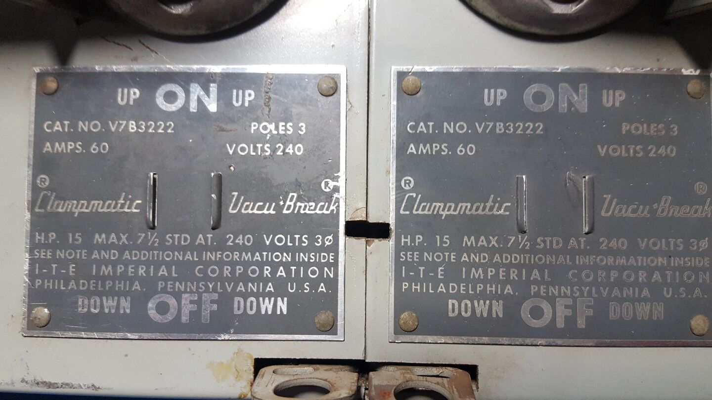 ITE V7B3222 FUSIBLE TWIN CLAMPMATIC VACU BREAK PANELBOARD SWITCH 60A 240V 3P 7.5