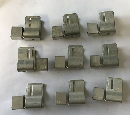 FUSE CLIP C12 WITH D1299 LUG   ****LOTOF9***