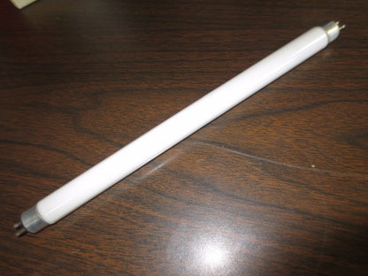 GE F6T5/CW COOL WHITE 6W T5 BULB - NEW SURPLUS OLD SHELF STOCK - LOT of 23
