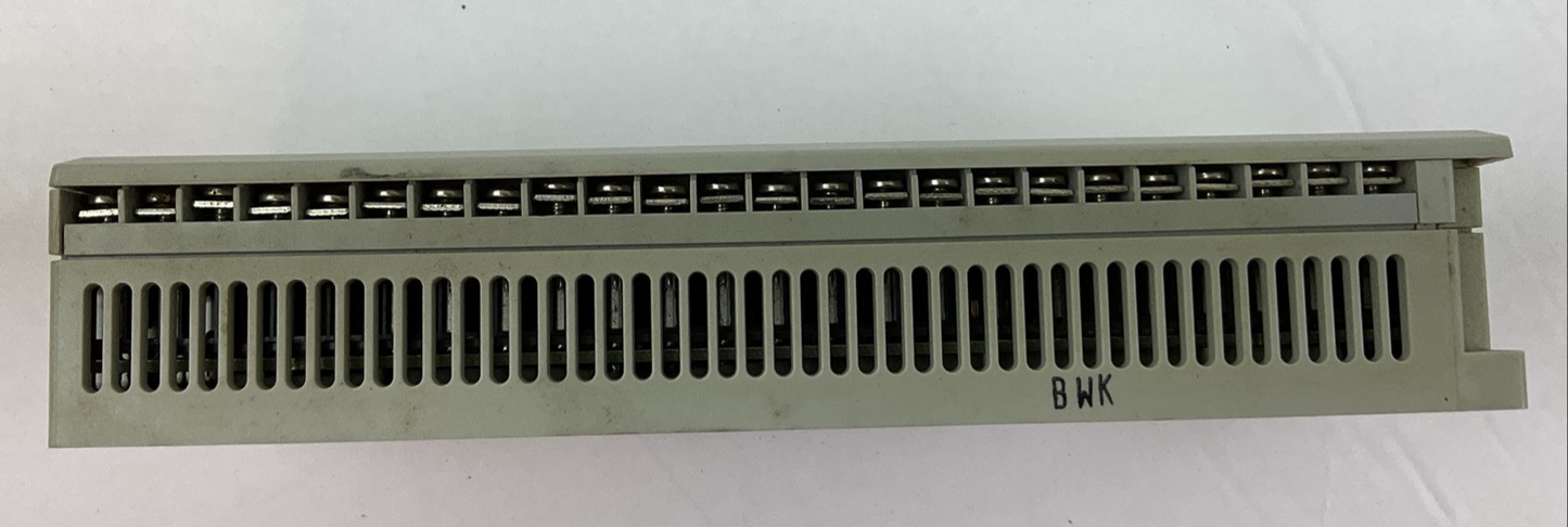 ALLEN BRADLEY 1761-L32BWB MICROLOGIX 1000 CONTROLLER SERIES E FRN 1.0