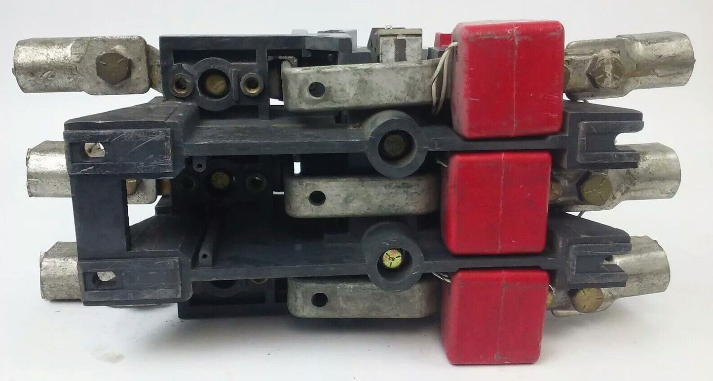 WESTINGHOUSE GCA530 AC CONTACTOR, 200/230V@100HP, 460/575V@200HP, 120V COIL,USED