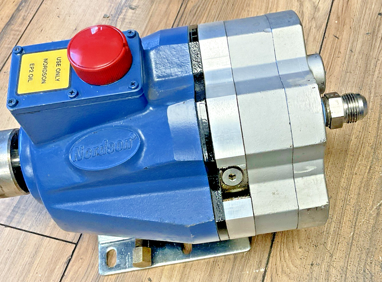 NORDSON 1047481 HYDRAULIC PUMP AA23C25591