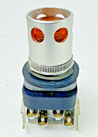 ALLEN-BRADLEY - 800T-QAH24A SER. T - AMBER PUSH BUTTON W/ 800T-XA SER. D & GUARD