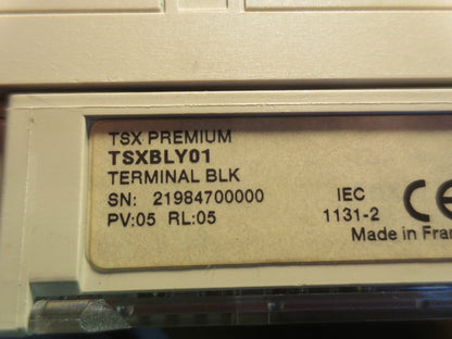 SCHNEIDER AUTOMATION TSXDSY16T2 - 16Q 24VDC SOURCE TR. BLK w/ TSXBLY01 TERM. BLK