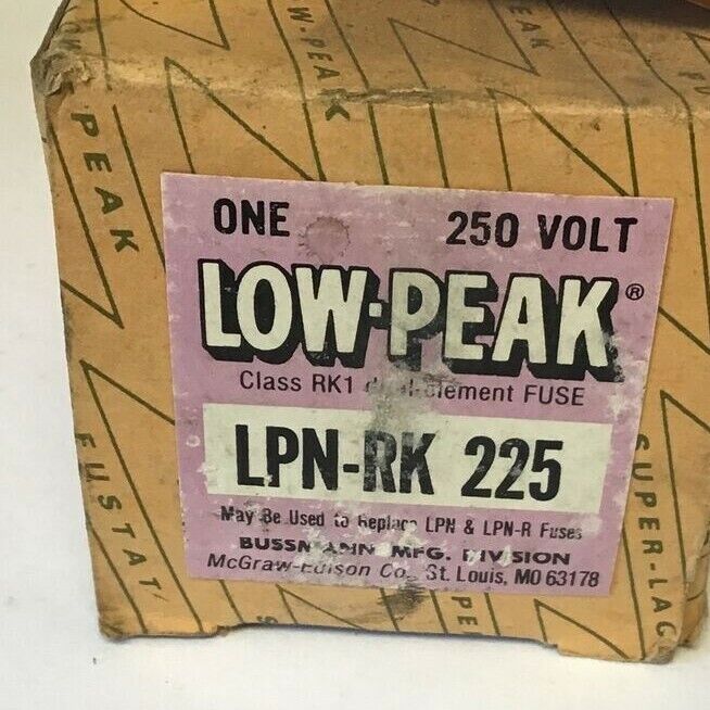 BUSSMAN LPN-RK-225 LOW PEAK DUAL-ELEMENT  TIME DELAY 225A CLASS RK1 250VAC