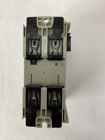 ALLEN BRADLEY 1769-OA16 SER A F/W REV 3.1 DIR/VER 95320750/03 16PT 85-265VAC