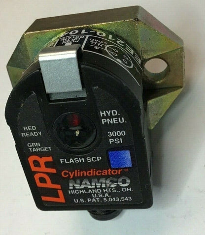 NAMCO CYLINDICATOR EE210-10444 LPR 3000PSI 1.025" PROBE 30VDC SENSOR UNIT