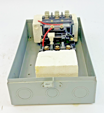 ALLEN-BRADLEY - 509-CAD SER. A -MAG MOTOR CONTROLLER W/ TYPE 1 ENC 120V COIL-NEW