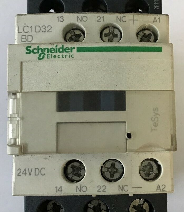 SCHNEIDER LC1D32 BD CONTACTOR 24VDC