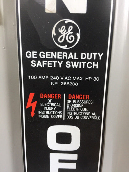 GE TG4323 FUSIBLE SAFETY SWITCH MODEL 8 100AMP 240VAC 250VDC 30HP TYPE 1 INDOOR