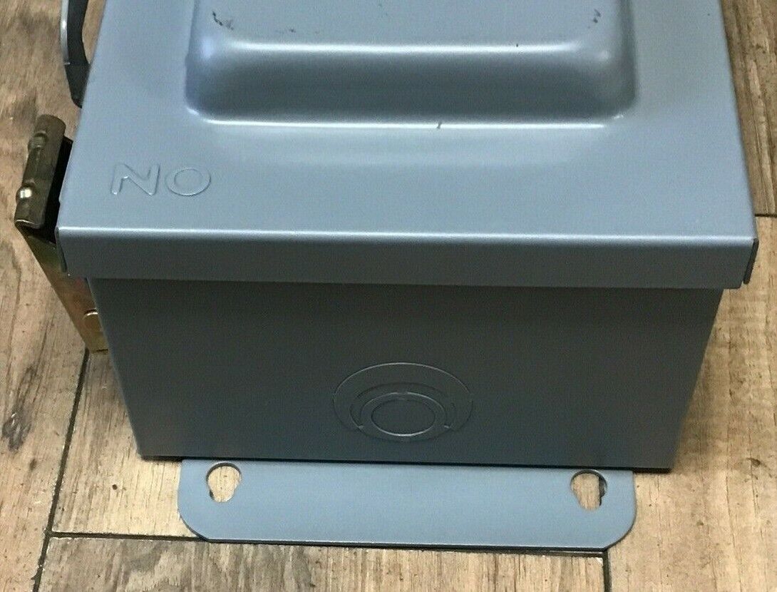 SQUARE D HU362AEI SAFETY SWITCH SER.E1 60A  NON FUSIBLE 600VAC/VDC 240VAC