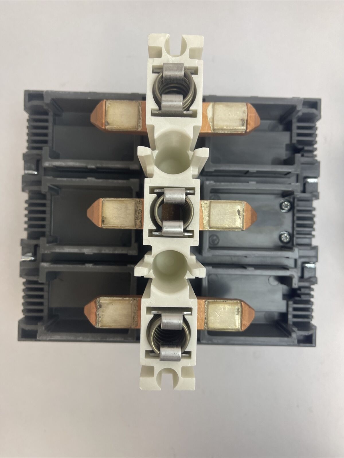ABB AF400-30 CONTACTOR 600V 400HP 3PH 3POLE 550A COIL 100-250VDC