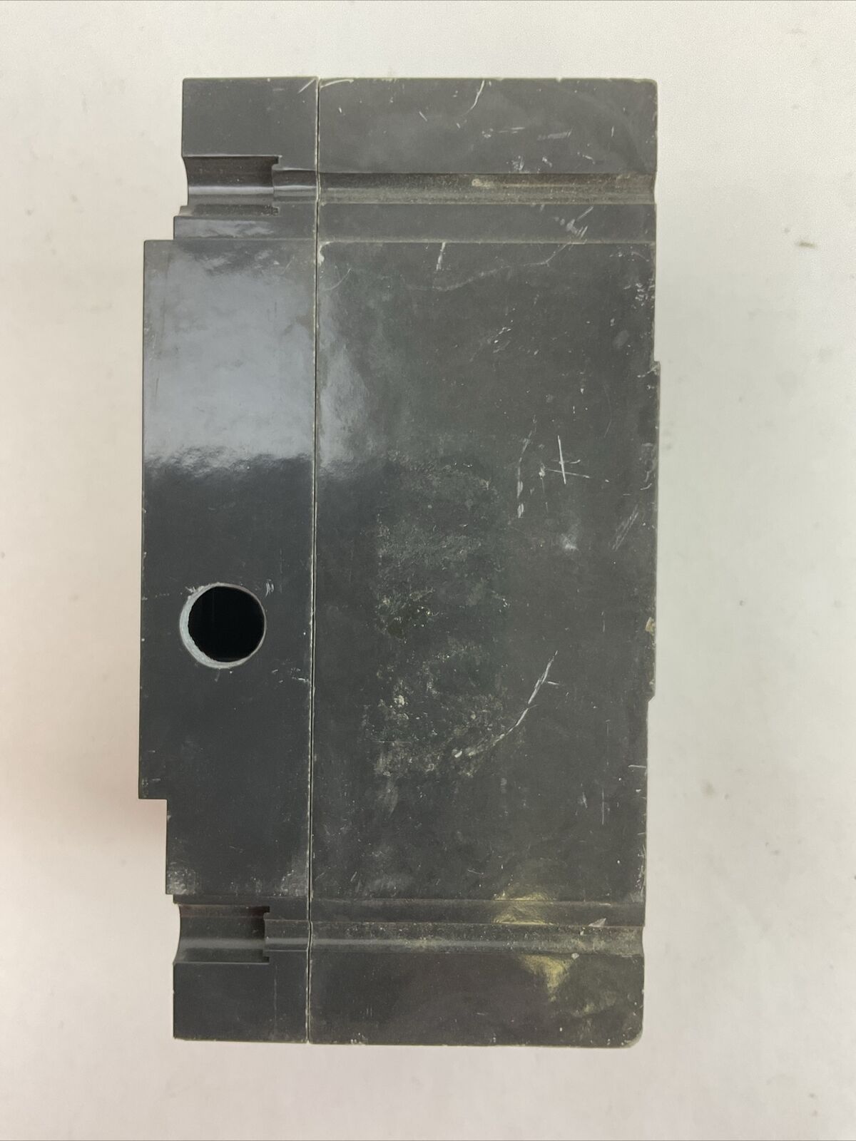 GE TED136040 40AMP 600VAC 250VDC 3POLE CIRCUIT BREAKER