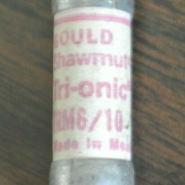 LOT of 7 / GOULD-SHAWMUT TRM6/10 TRI-ONIC FUSE / 6/10A / 250V / NEW SURPLUS