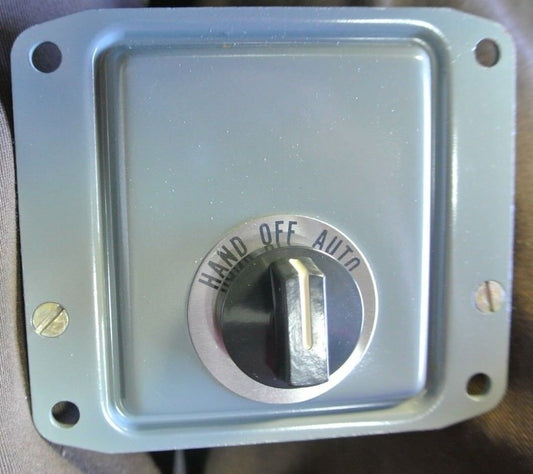 ALLEN-BRADLEY 1481-N13A - SELECTOR SWITCH KIT - "HAND-OFF-AUTO" - NEW SURPLUS