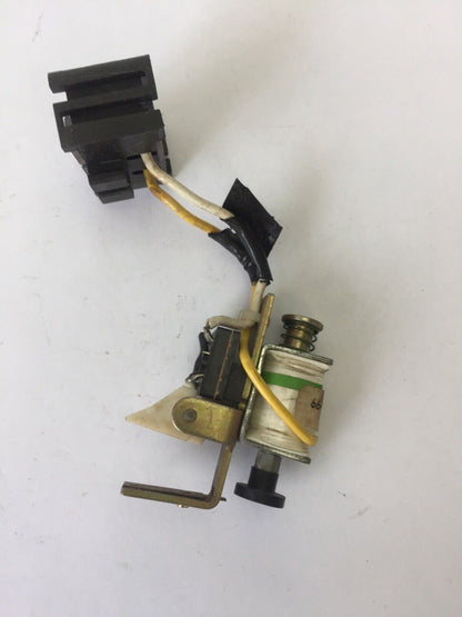CUTLER HAMMER WESTINGHOUSE 6641C87G06 SHUNT TRIP SNT2T11K