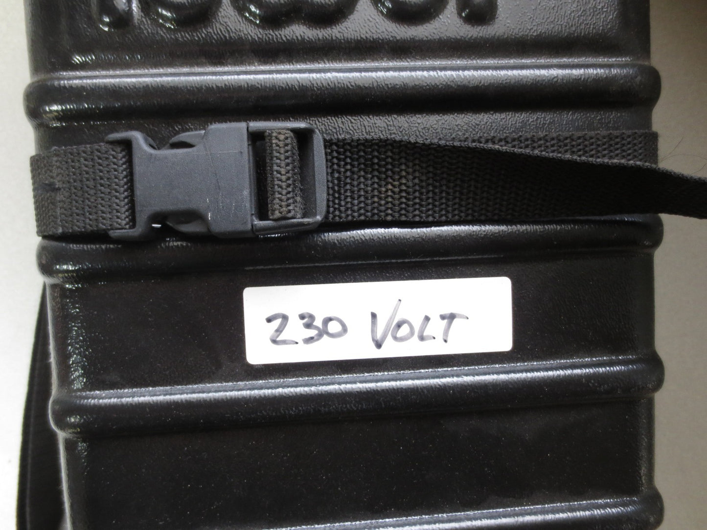 LOWELL TOTA PROFESSIONAL PHOTOGRAPHY LIGHTING SYSTEM - LIGHTS TRIPODS UMBRELLAS