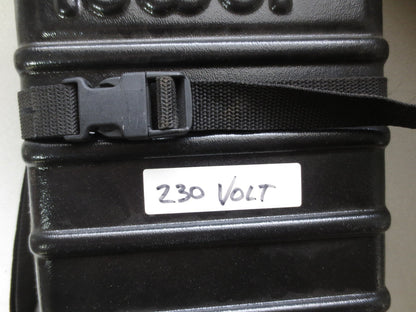 LOWELL TOTA PROFESSIONAL PHOTOGRAPHY LIGHTING SYSTEM - LIGHTS TRIPODS UMBRELLAS